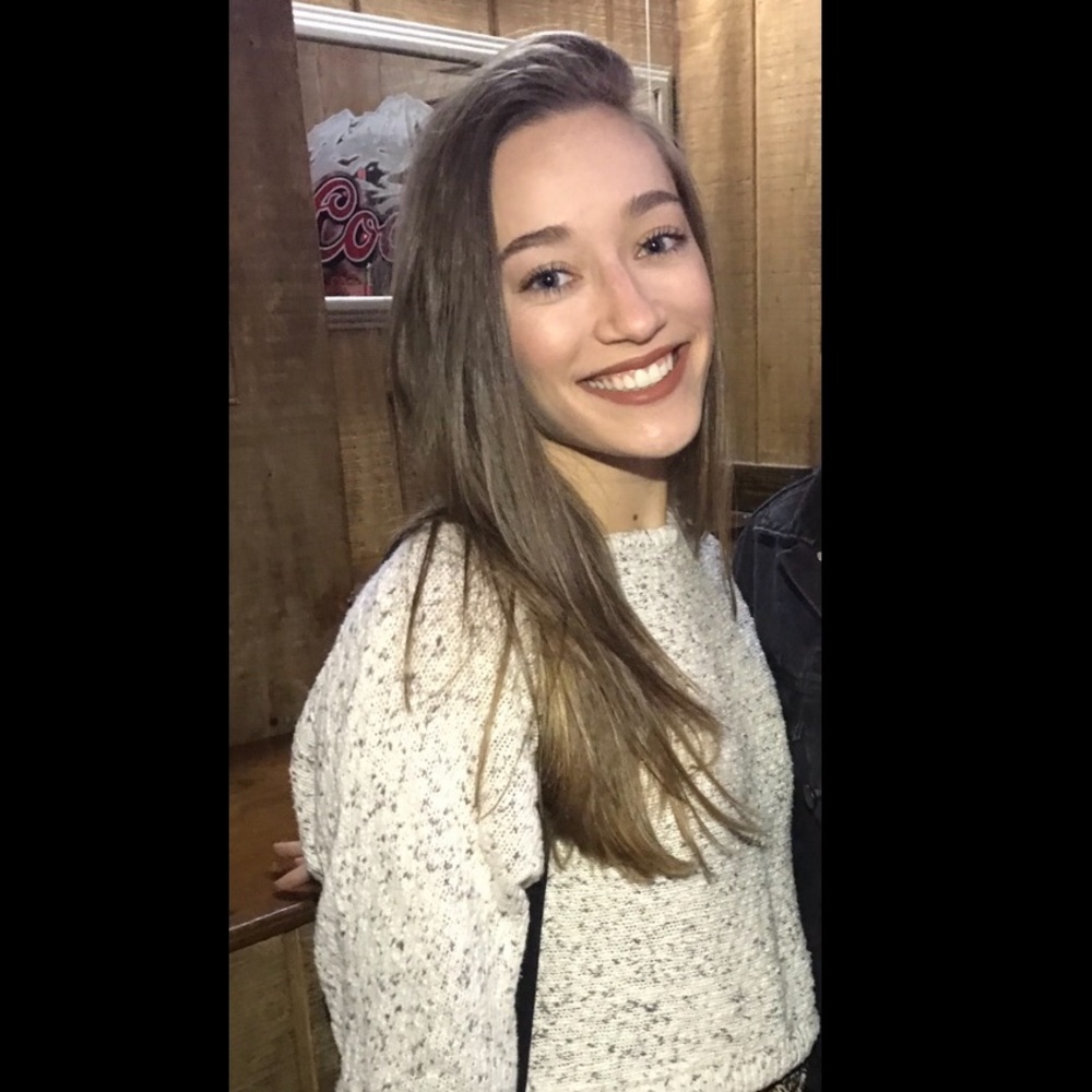 Meet your Posher, Elizabeth